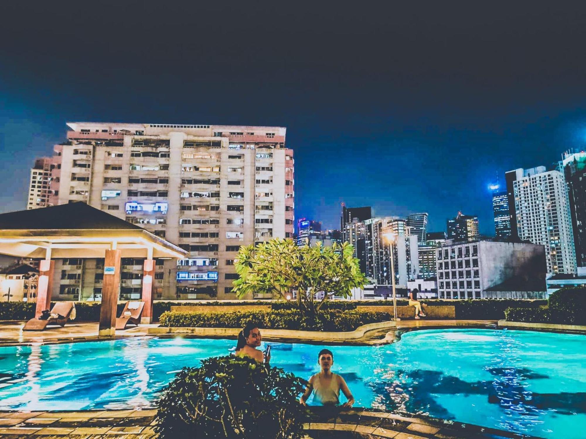 Beacon Makati Condo Free Pool Access Free Wifi 100Mbps & Free Netflix Manila Eksteriør billede